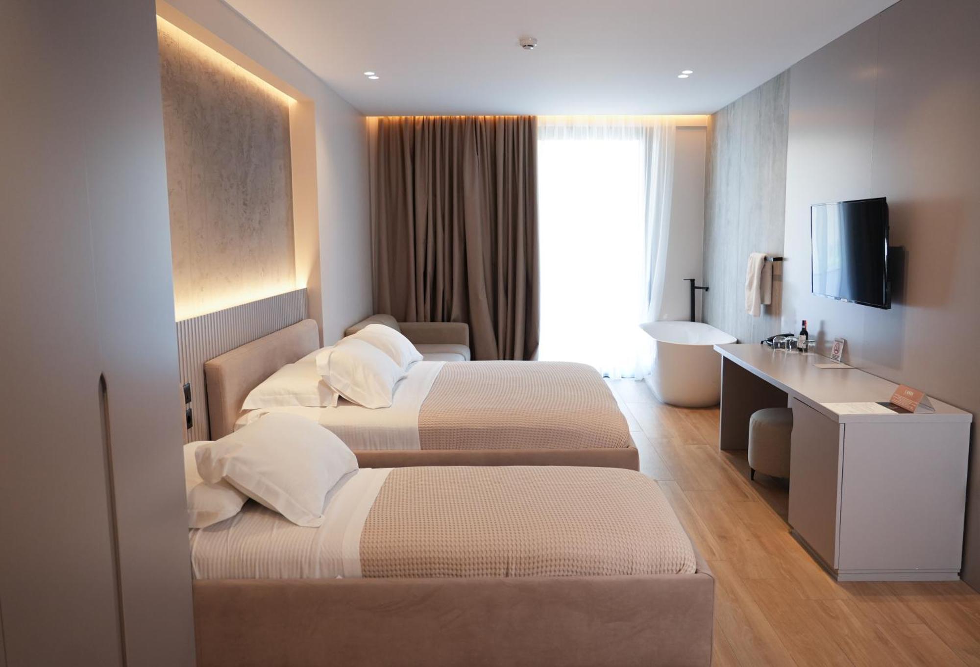 La Onda Hotel Durres Ngoại thất bức ảnh