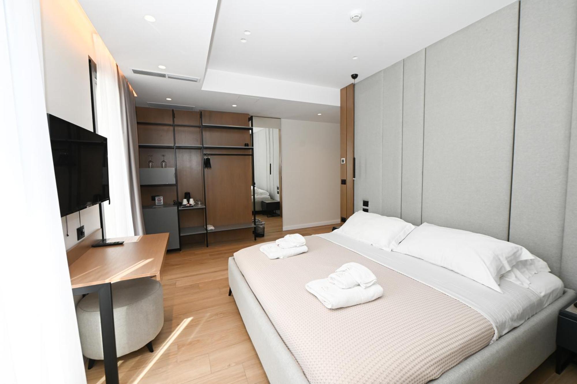 La Onda Hotel Durres Ngoại thất bức ảnh